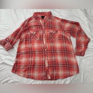 Torrid women’s lightweight Button-Up Shirt - Casual Long Sleeve